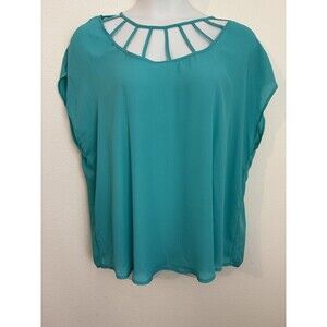 Torrid Blouse 1/1X Green Strappy Cage Crepe Short Sleeve Crepe Office New Tags